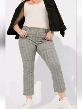 NWT Torrid Crop Sky High Bootcut Super Soft Stretch Dean Plaid Jeans Pants 26